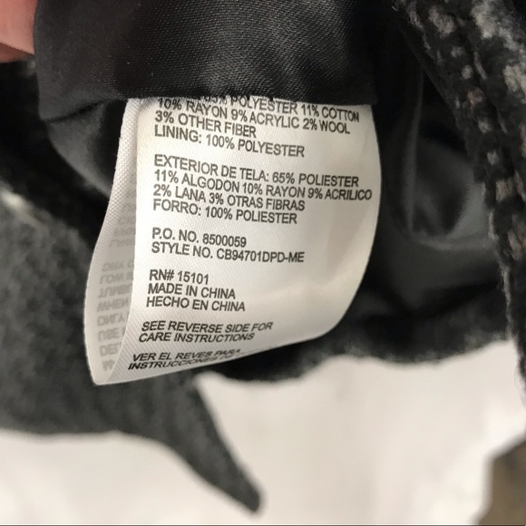 Grey Coat - Picture 6 of 7